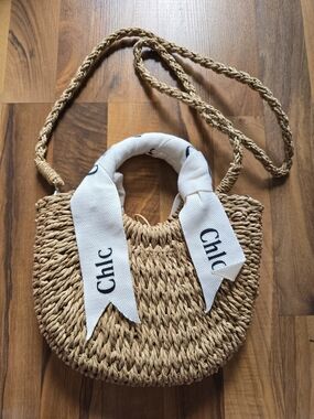 NEW ❤️Chic Straw Summer Handbag/Crossbody Bag in Natural